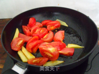 番茄烧牛腩的做法步骤：5