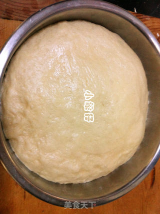 肉松毛毛虫面包的做法步骤：4