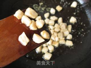 彩椒玉米炒鸡丁的做法步骤：3