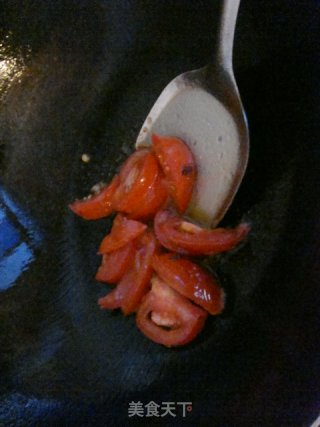 西红柿紫菜鸡蛋汤的做法步骤：2