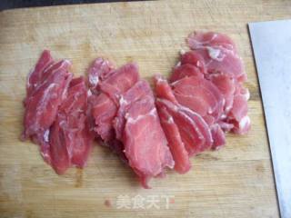 下饭好菜----扁豆煸肉片的做法步骤：2