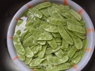 下饭好菜----扁豆煸肉片的做法步骤：5