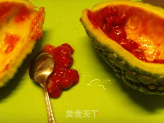 苦瓜炒蛋的做法步骤：2