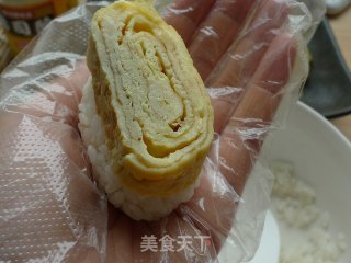 【花样寿司】----日式厚蛋烧寿司的做法步骤：14