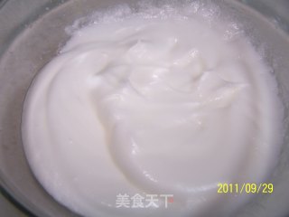 玫瑰芝士蛋糕卷的做法步骤：3