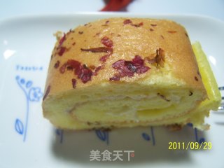 玫瑰芝士蛋糕卷的做法步骤：16