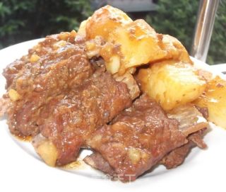 电饭煲美味来袭  薯仔焖排骨的做法步骤：8