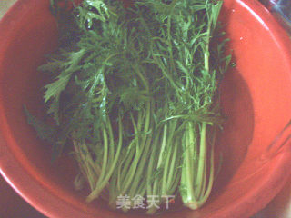 雪里蕻炒肉末的做法步骤：1