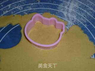 下午茶轻松做：奶香卡通小饼干的做法步骤：7