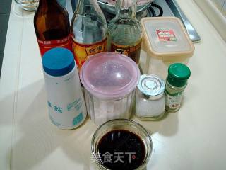 宫保仔鸡的做法步骤：1