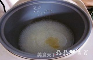 葱香鲔鱼蓉饭的做法步骤：2