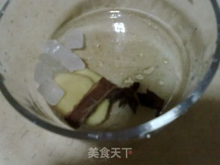 饭菜一体之浓汁带鱼面的做法步骤：1