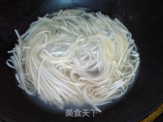 饭菜一体之浓汁带鱼面的做法步骤：6