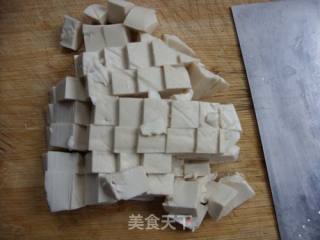 虾头烧豆腐的做法步骤：3