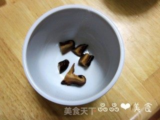 鸡蛋的完美归宿——日式茶碗蒸的做法步骤：4