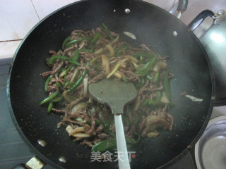 柠香黑椒牛柳的做法步骤：8
