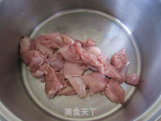 花旗参鸡肉汤的做法步骤：4