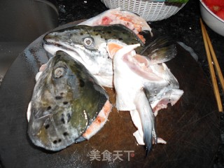 香煎三文鱼头的做法步骤：1