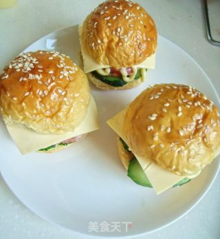 给你一整天活力的早餐------芝士猪排小汉堡的做法步骤：6