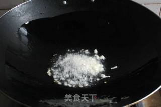辣炒鱿鱼丝的做法步骤：3