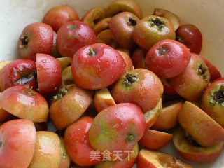 酸酸甜甜的北京小吃----炒红果的做法步骤：4
