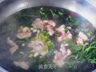 【养生汤煲】减肥好汤-苋菜肉片汤的做法步骤：8