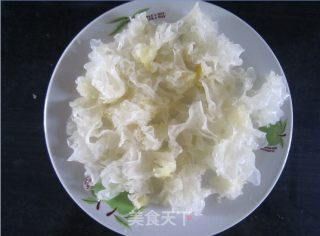 银耳南瓜红枣羹的做法步骤：5