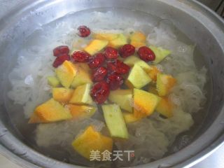 银耳南瓜红枣羹的做法步骤：7
