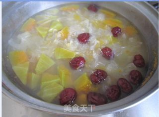 银耳南瓜红枣羹的做法步骤：8