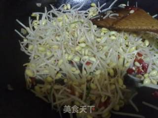 饭菜一体之豉油豆芽饭的做法步骤：3