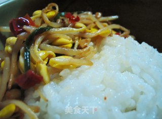 饭菜一体之豉油豆芽饭的做法步骤：5