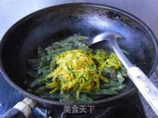 黄花菜烧扁豆的做法步骤：7