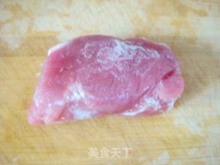 黑木耳炒肉片的做法步骤：1