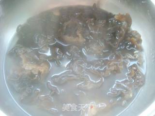 黑木耳炒肉片的做法步骤：4