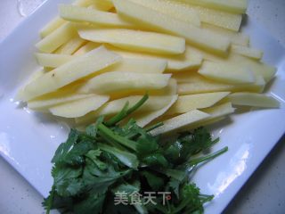 沙茶薯条的做法步骤：2