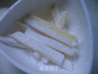 沙茶薯条的做法步骤：3