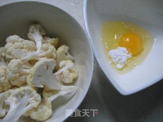 椒盐菜花的做法步骤：2