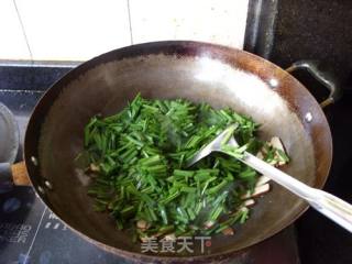 韭菜豆干小炒的做法步骤：7