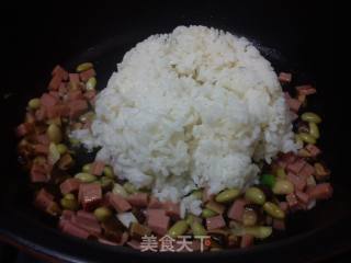 香菇火腿炒饭的做法步骤：5