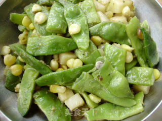 家常菜----玉米粒土豆烧豆角的做法步骤：11