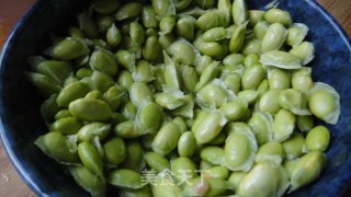 毛豆蒸肉饼的做法步骤：1