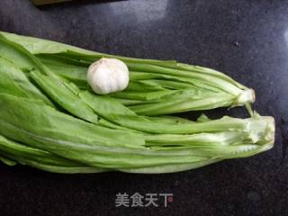 蒜香油麦菜的做法步骤：1
