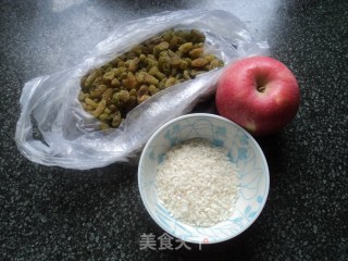 生津止渴润肠通便的---【苹果葡萄干蜂蜜粥】的做法步骤：1