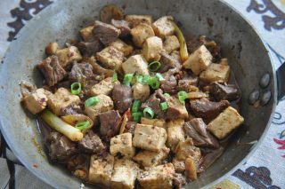 百味牛腩烧豆腐的做法步骤：5