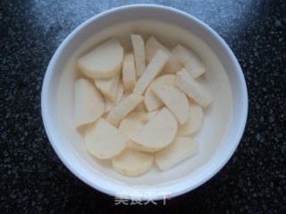 补脾气益胃阴---【玉米片淮山粥】的做法步骤：2