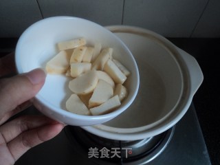 补脾气益胃阴---【玉米片淮山粥】的做法步骤：3