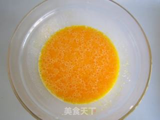 玉米面戚风蛋糕的做法步骤：2