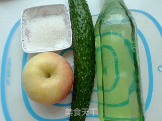 酸甜可口----糖醋苹果拌黄瓜的做法步骤：1