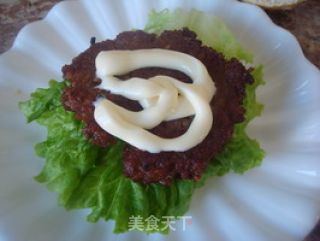 自制美味汉堡——照烧猪肉汉堡的做法步骤：8