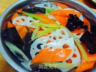 【爽口凉菜】木耳拌莲藕的做法步骤：5